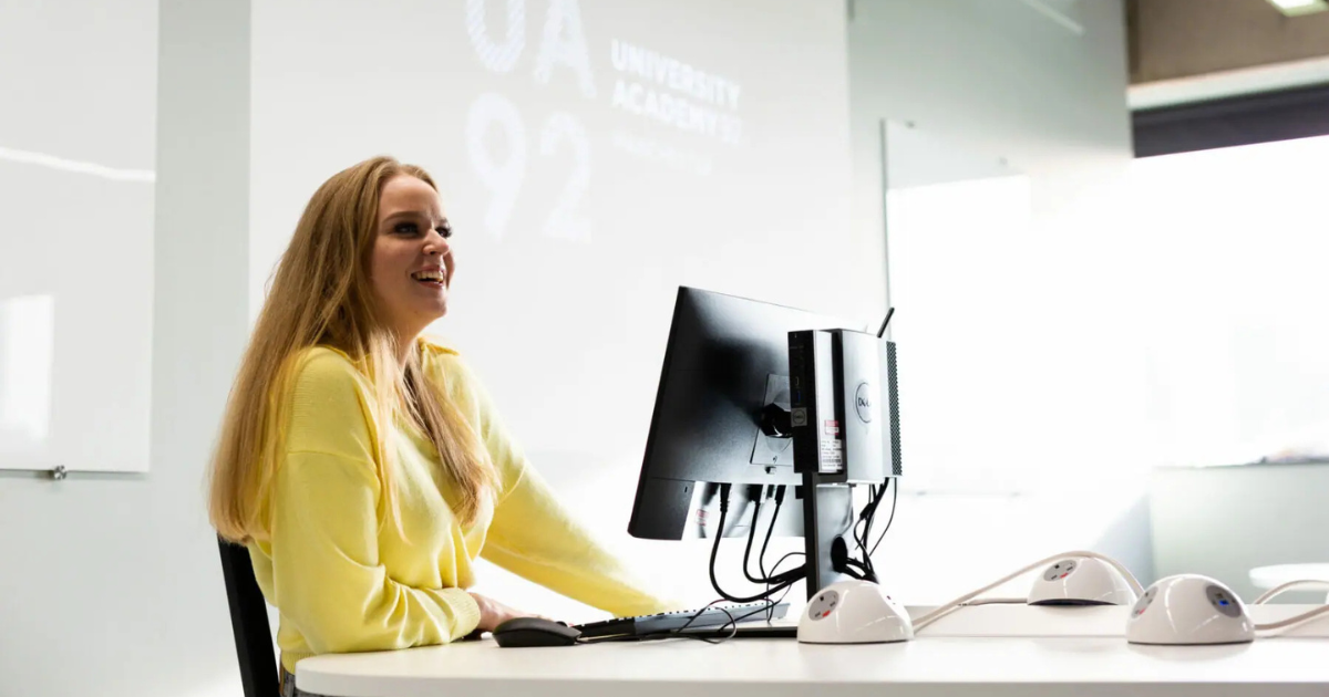 2-Year Fast-Track Degree Programs in the UK for International Students