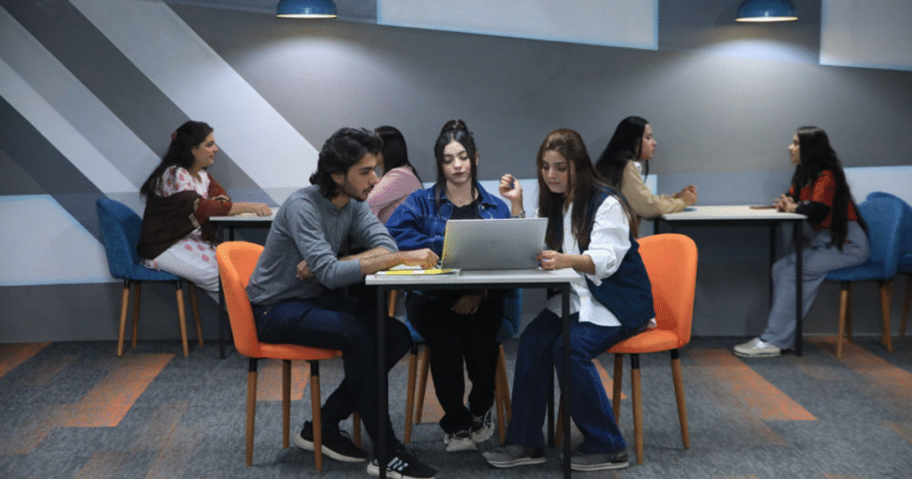 Digital Marketing: Degree Courses & Programmes