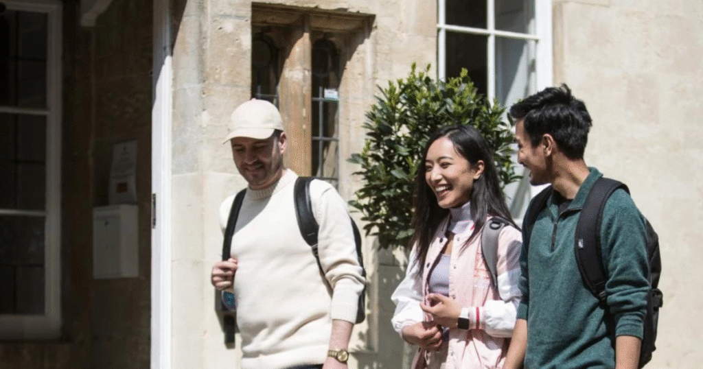 Guide to Oxford University: Courses, Costs and Hiring